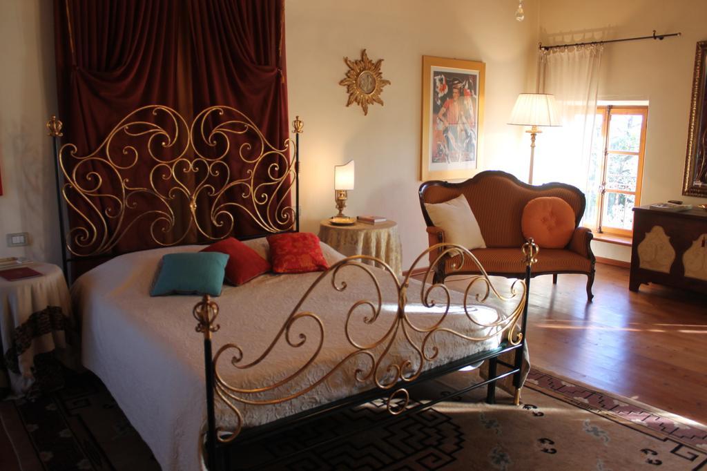 Villa Relais Manerba Monzambano Oda fotoğraf